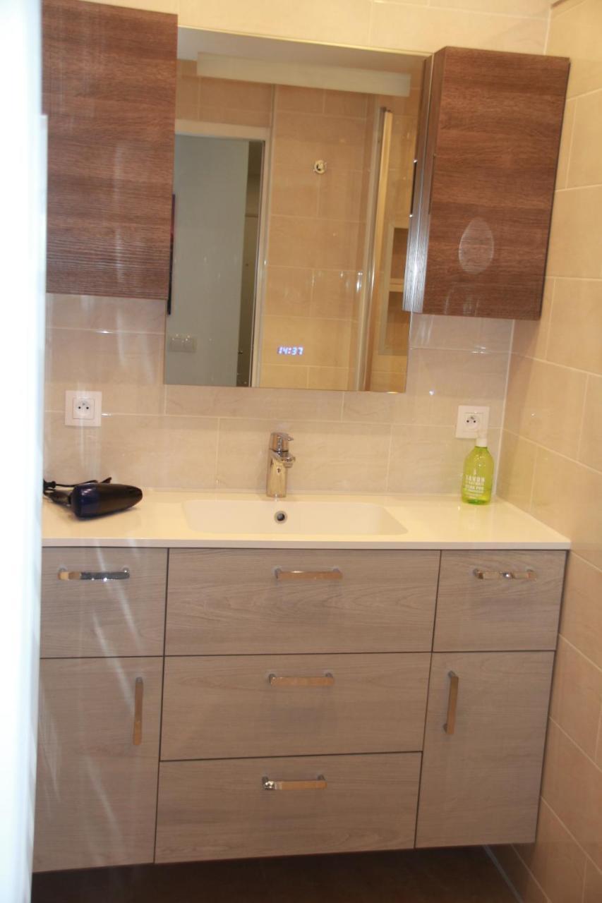 Disney Apart,3 Mn From Disney, 4Bedrooms, Double Free, Secured Parking,105 M2 Chessy  Exterior photo