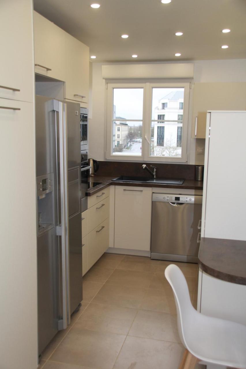 Disney Apart,3 Mn From Disney, 4Bedrooms, Double Free, Secured Parking,105 M2 Chessy  Exterior photo