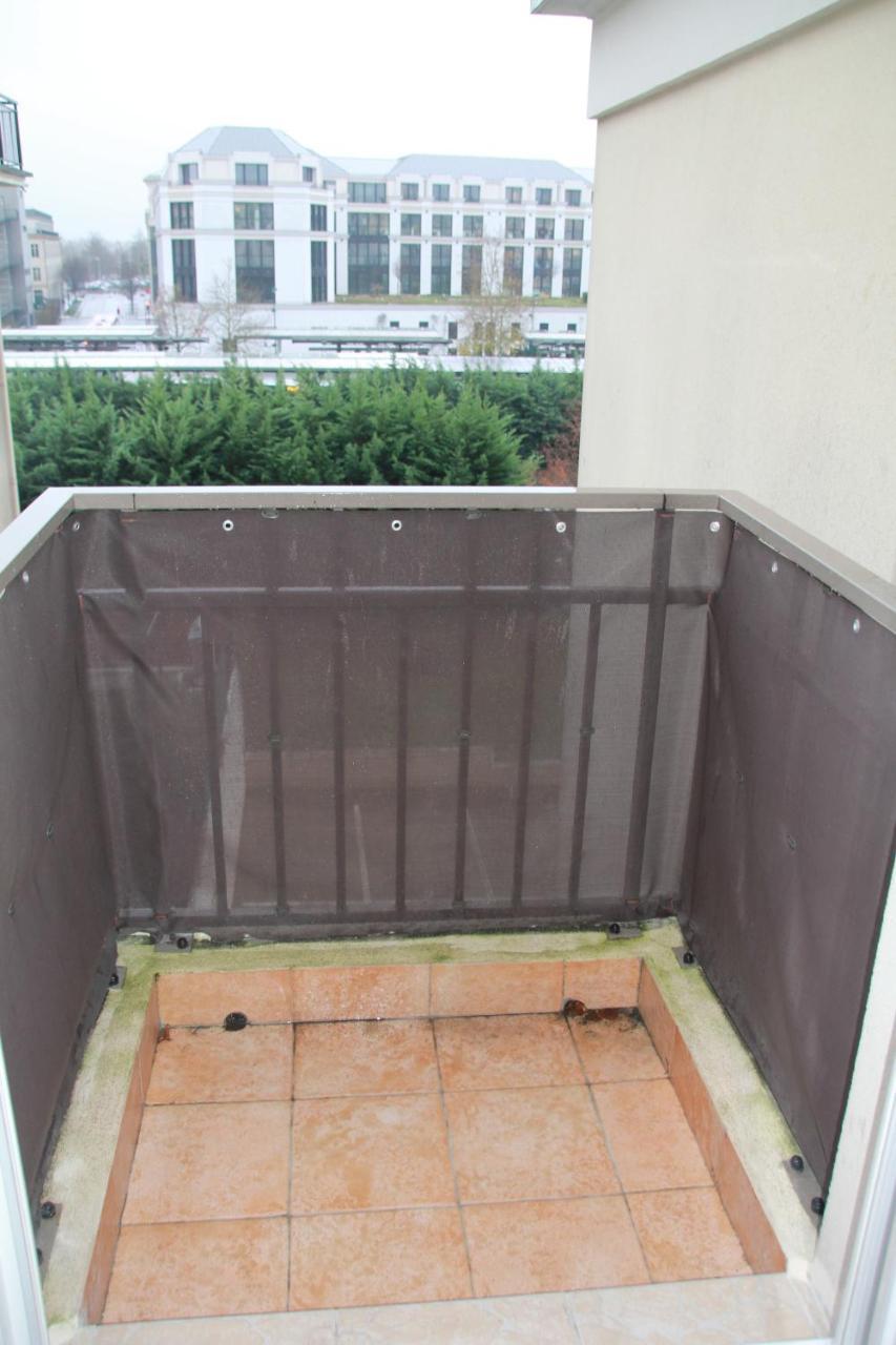 Disney Apart,3 Mn From Disney, 4Bedrooms, Double Free, Secured Parking,105 M2 Chessy  Exterior photo